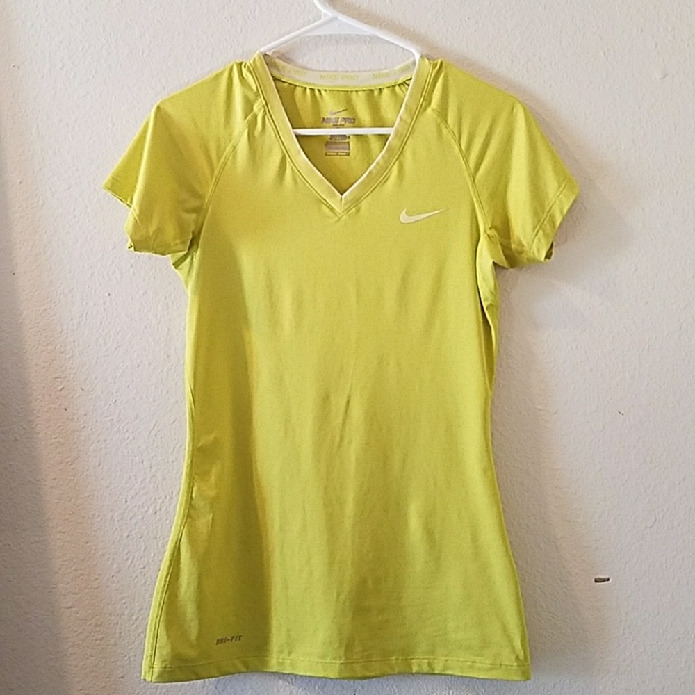Nike Pro